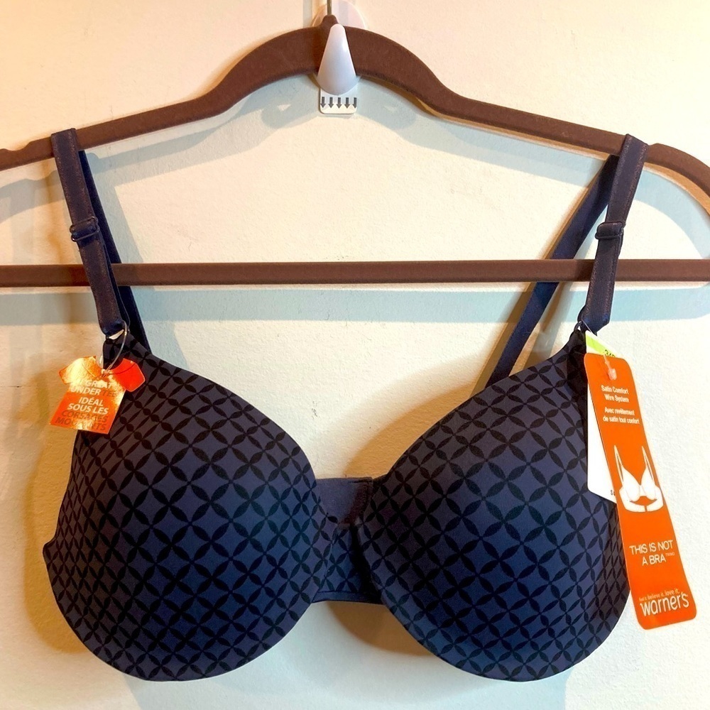 WARNER’S Sz 34B This is not a Bra Padded Underwire Tee Bra